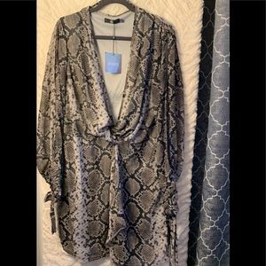 Missguided Snake print mini dress